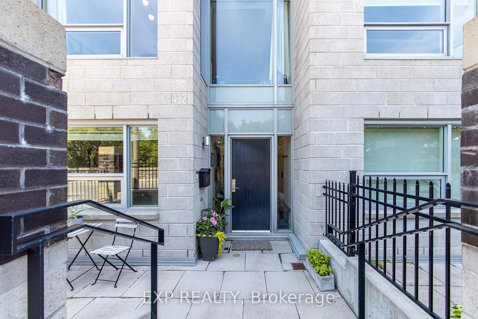 432 Sparks Street, Ottawa, ON — photo 2