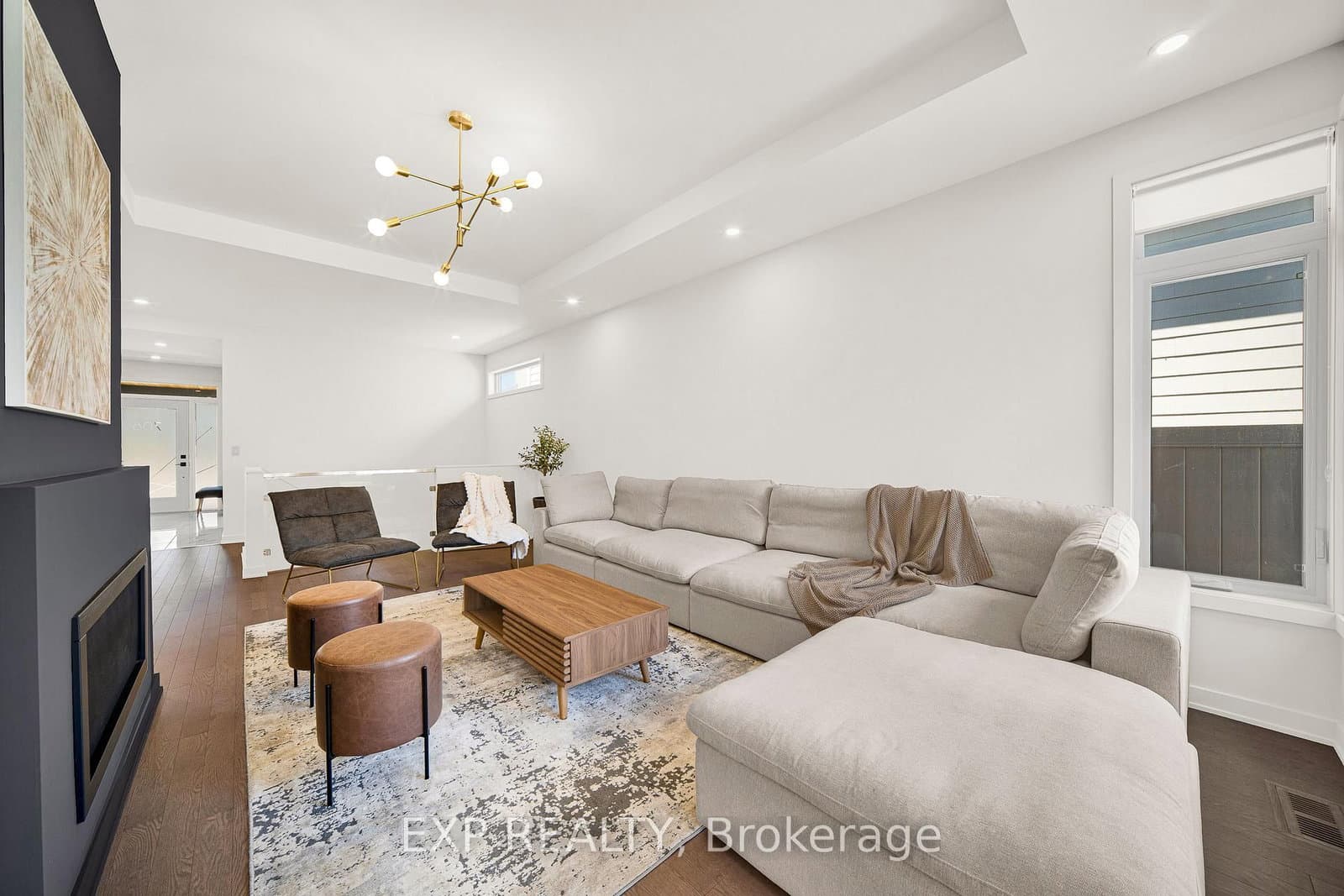 708 Wooler Place, Ottawa, ON — photo 3