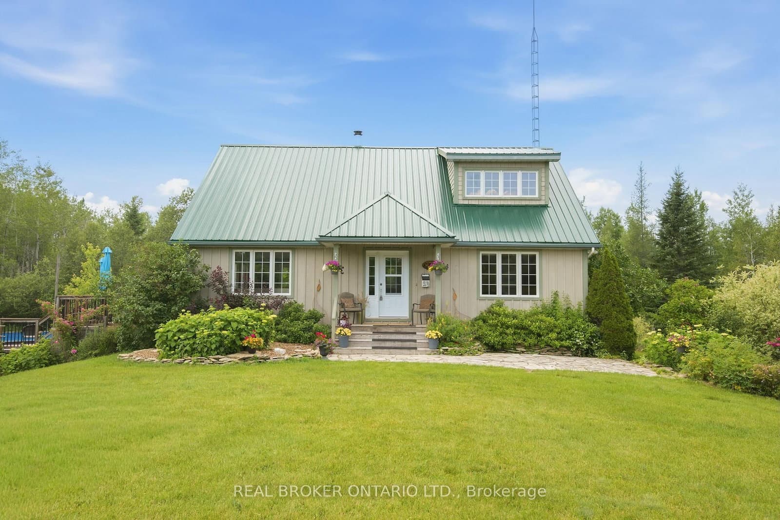 7198 Harnett Road, North Gower, ON