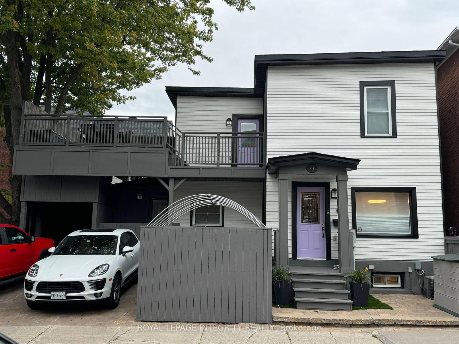 9 Holmwood Avenue, Ottawa, ON