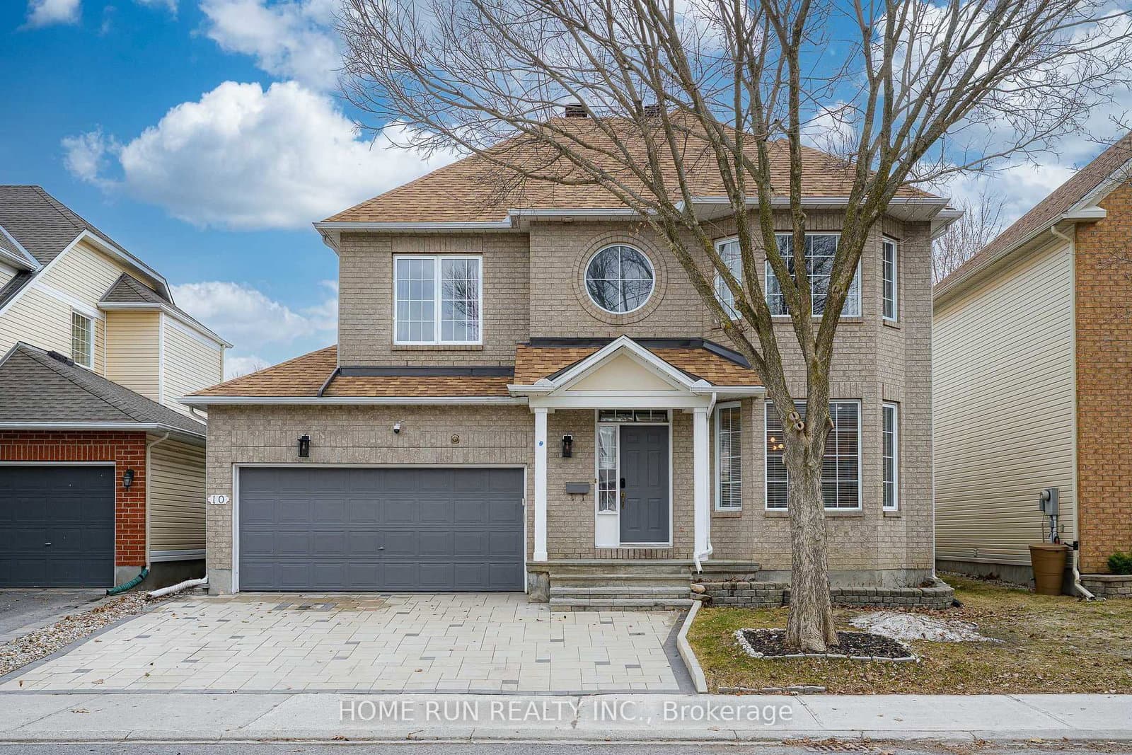 10 Pavona Street, Ottawa, ON