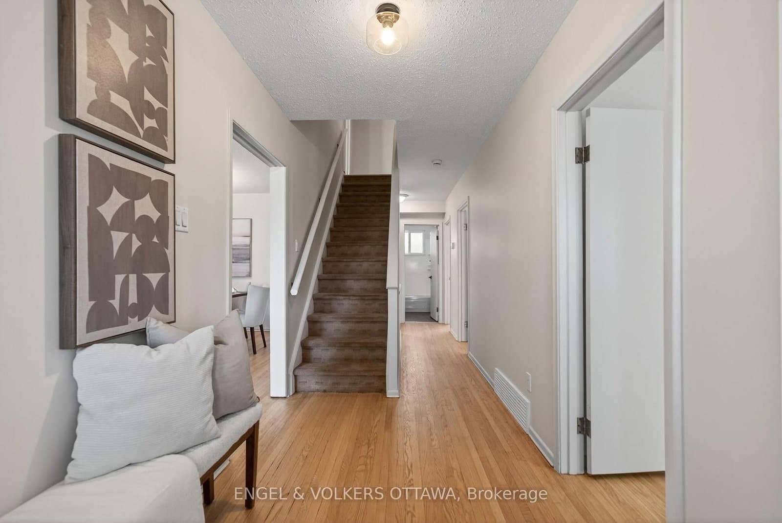 1862 Sharel Drive, Ottawa, ON — photo 3
