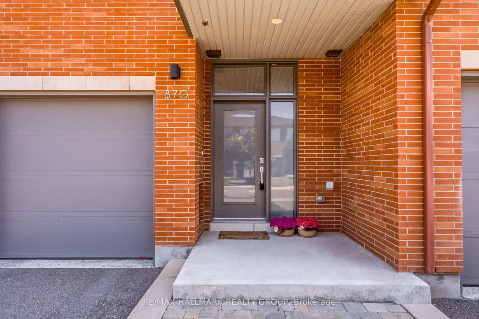 870 Moses Tennisco Street, Ottawa, ON — photo 3
