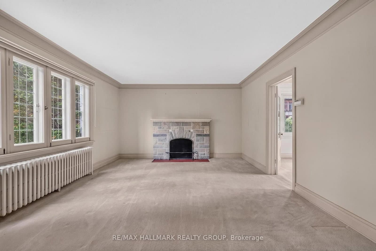 234 Old Irving Place, Ottawa, ON — photo 2