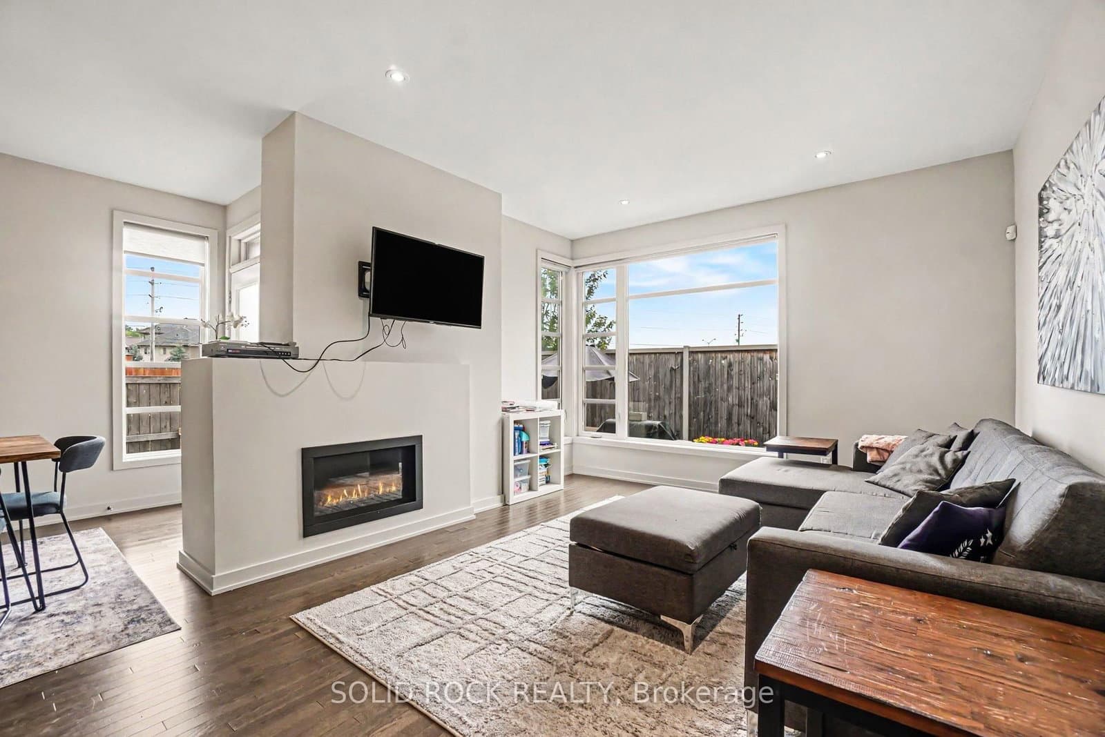 114 Larimar Circle, Ottawa, ON — photo 3