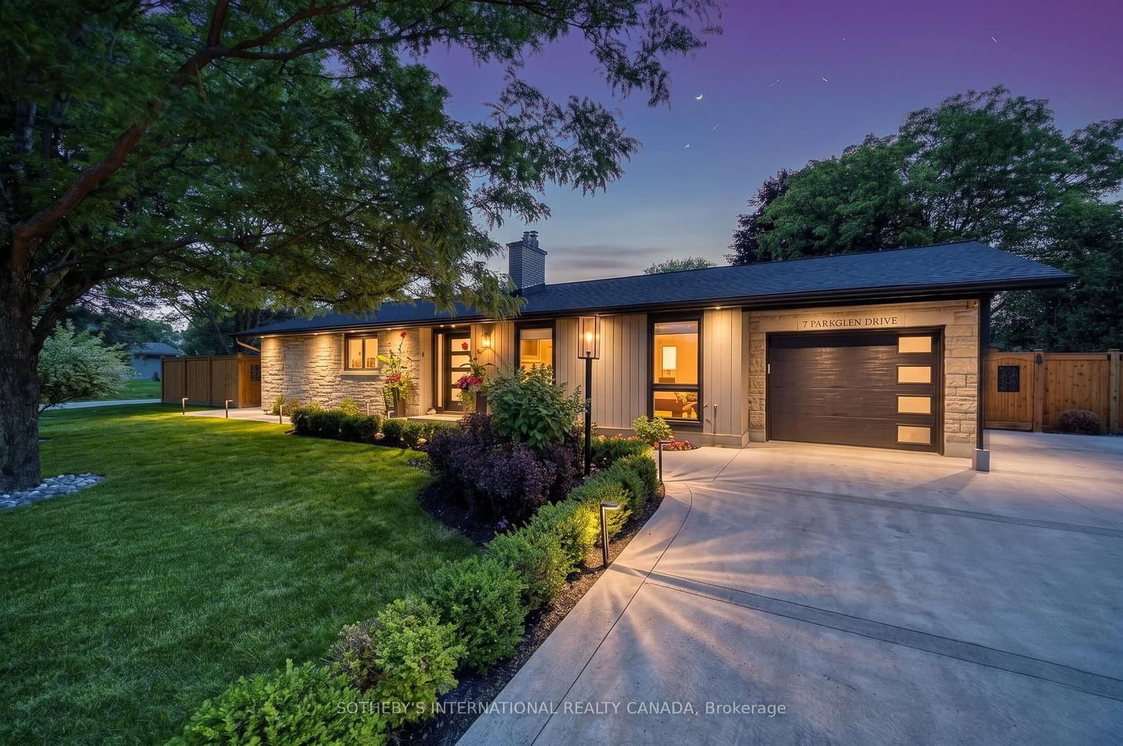 2 Parkglen Drive, Ottawa, ON — photo 3