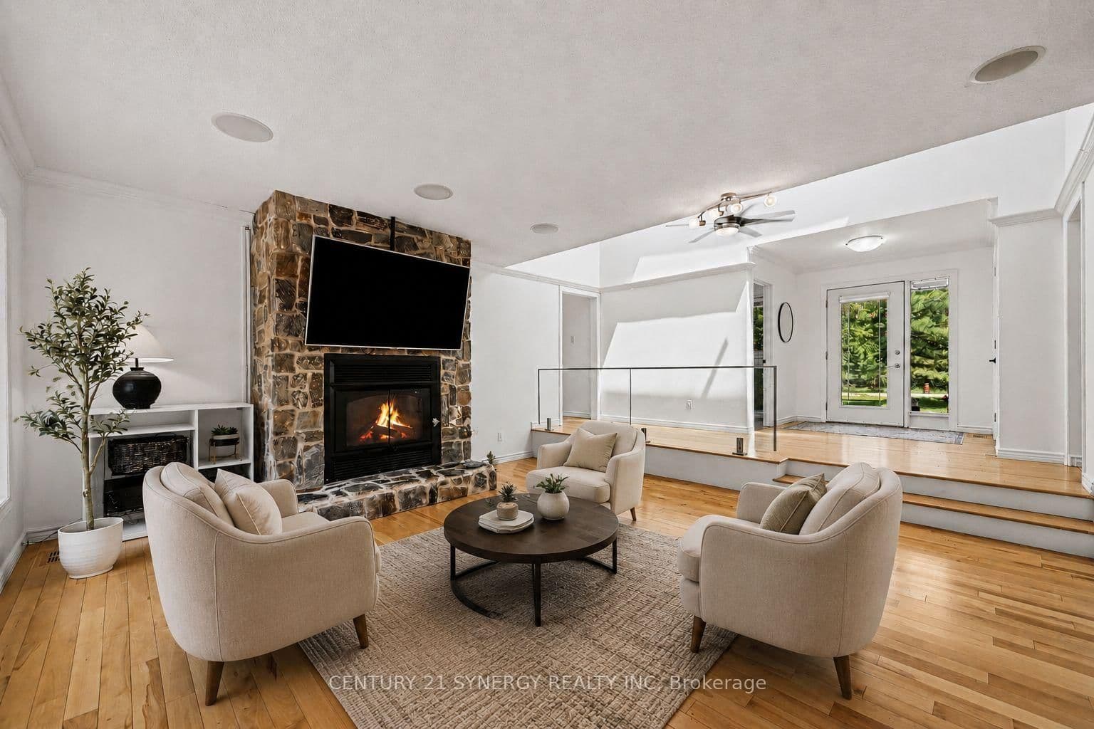 105 IRONWOOD Court, Ottawa, ON — photo 3