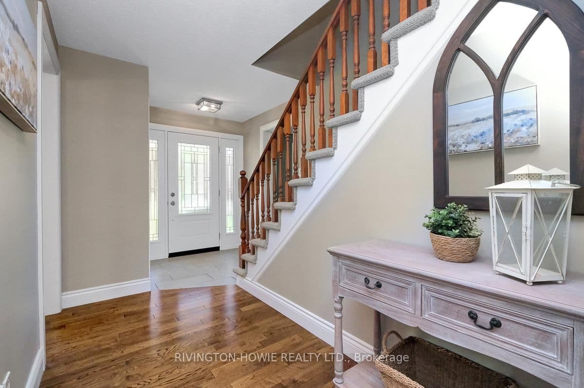 103 Topol Lane, Carp, ON — photo 2