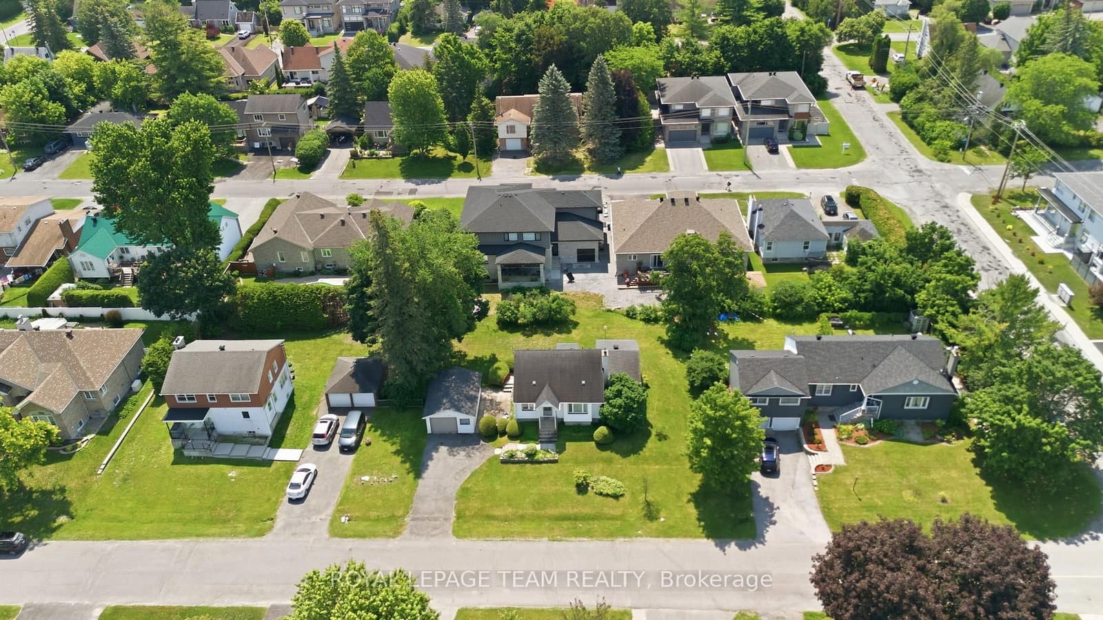84 Rita Avenue, Ottawa, ON