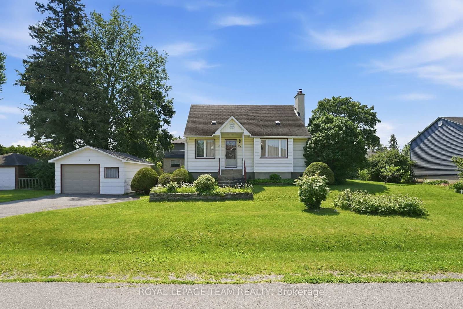 84 Rita Avenue, Ottawa, ON — photo 2