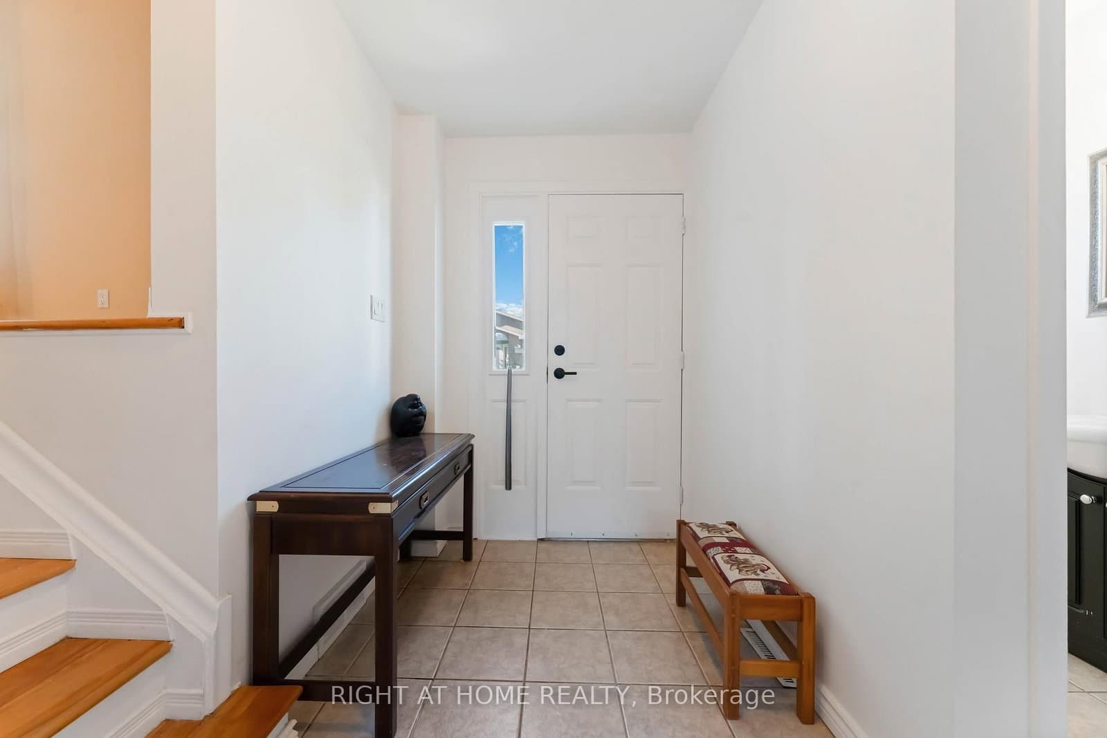 2221 Circle Place, Ottawa, ON — photo 3