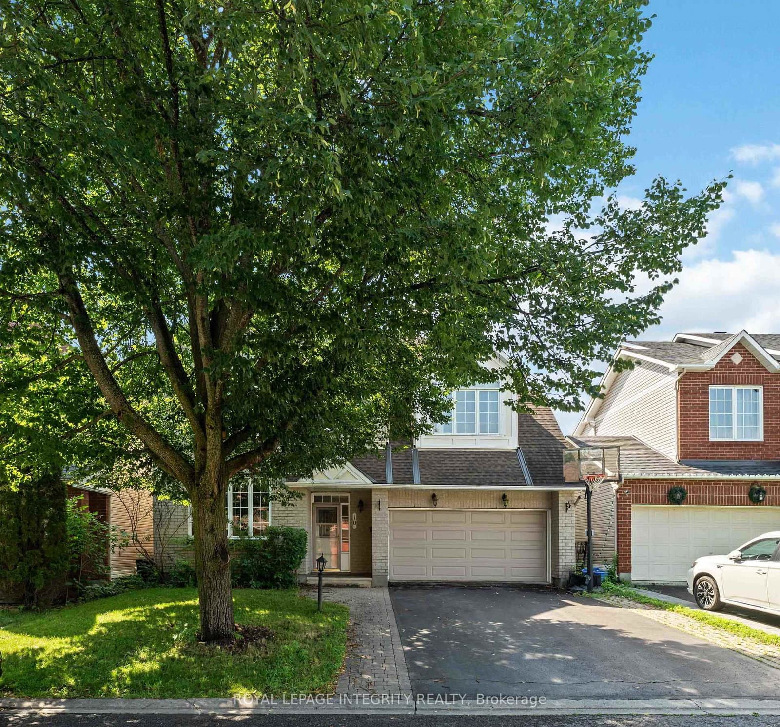 10 Westwinds Place, Barrhaven, ON