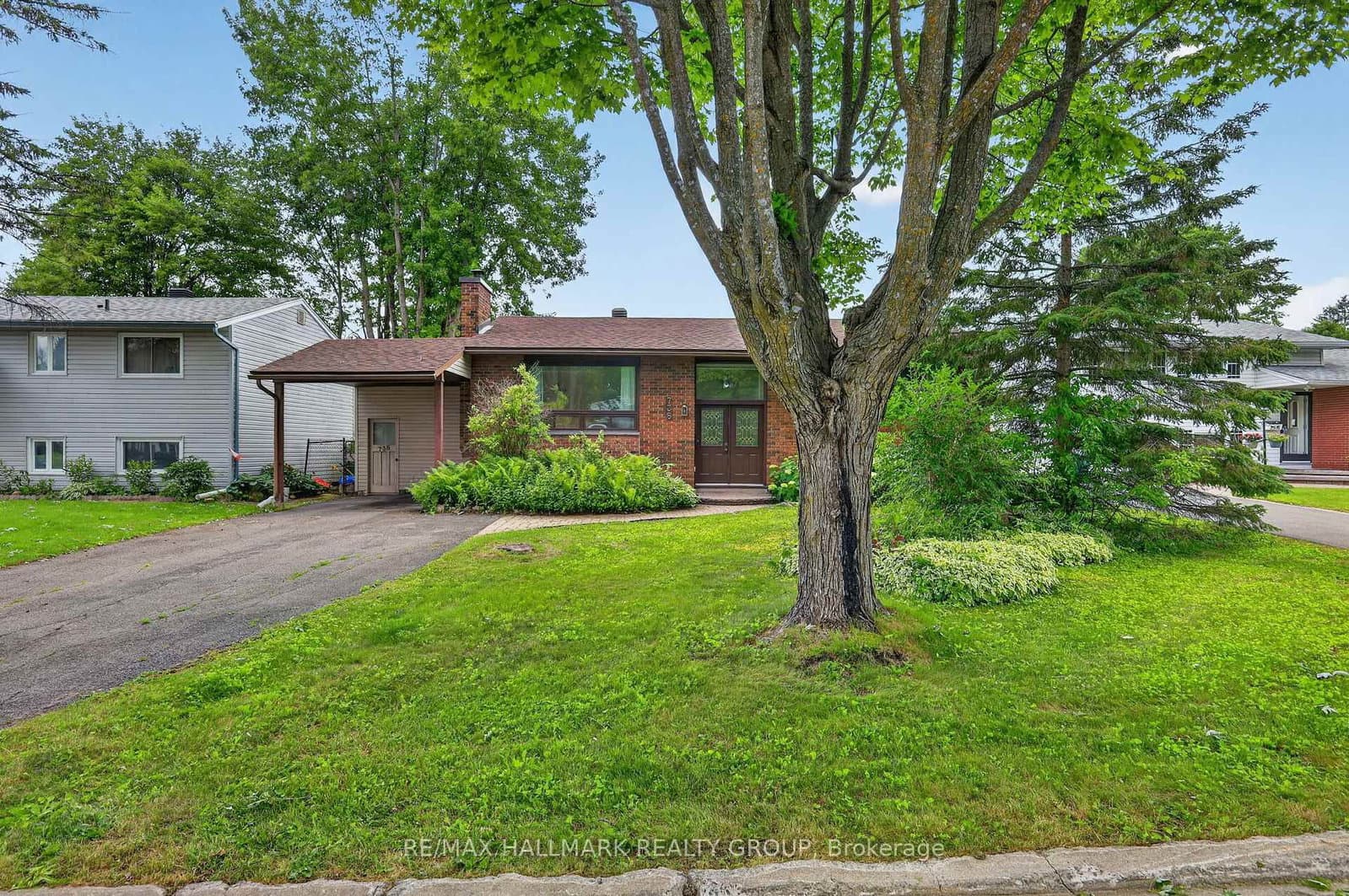 738 Stiles Crescent, Ottawa, ON — photo 2