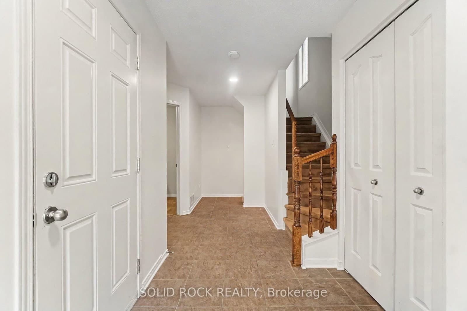 369 Citiplace Drive, Ottawa, ON — photo 3