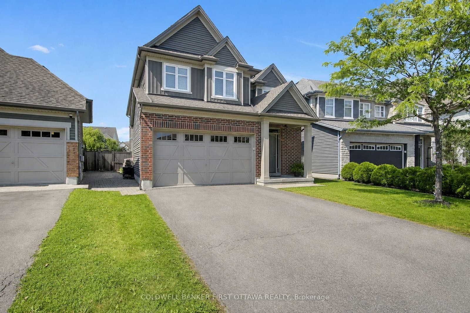 104 Gracewood Crescent, Ottawa, ON
