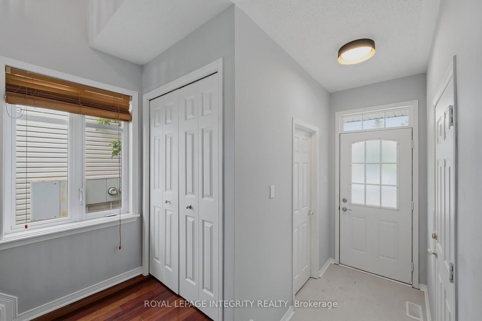 160 DEERCROFT Avenue, Ottawa, ON — photo 3