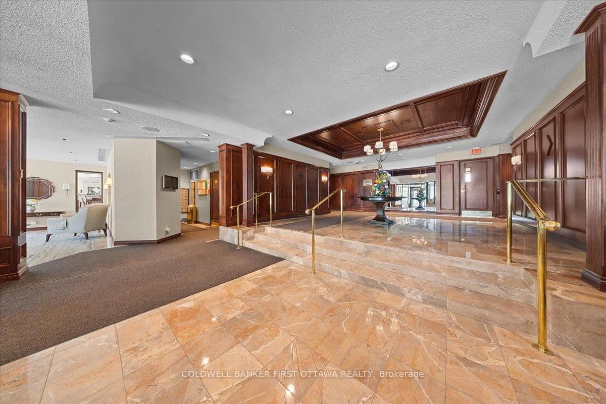 606 - 1510 Riverside Drive, Ottawa, ON — photo 2