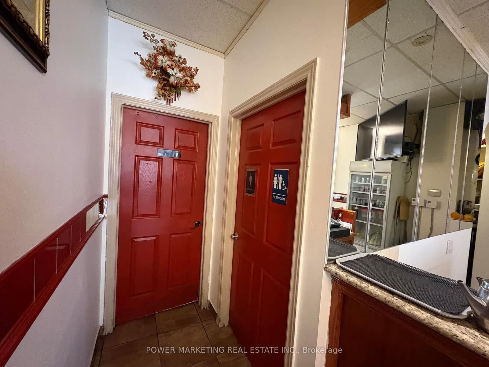 312 BANK Street, Ottawa, ON — photo 3
