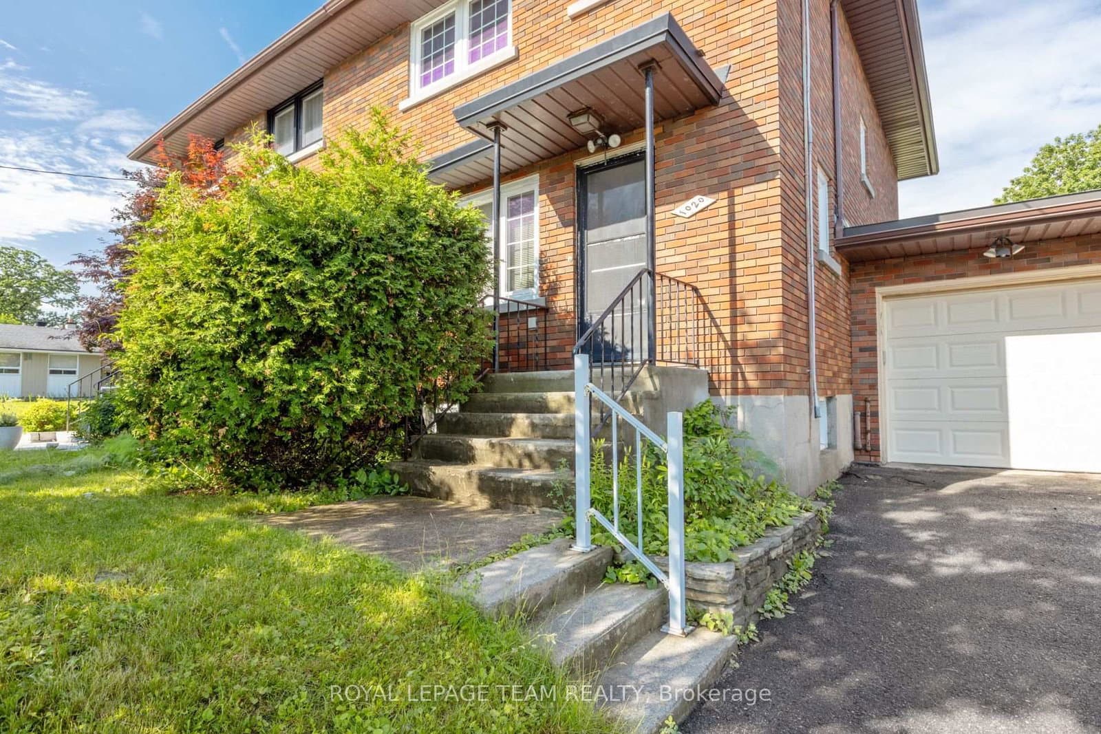 1020 RIDDELL Avenue, Ottawa, ON — photo 2