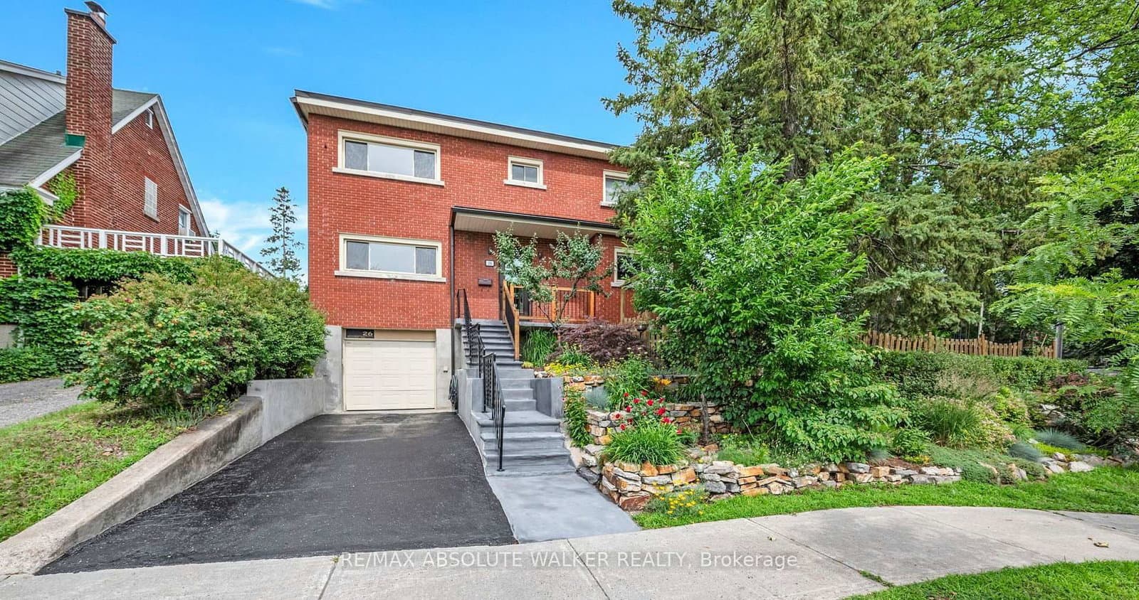 26 Riverdale Avenue, Ottawa, ON