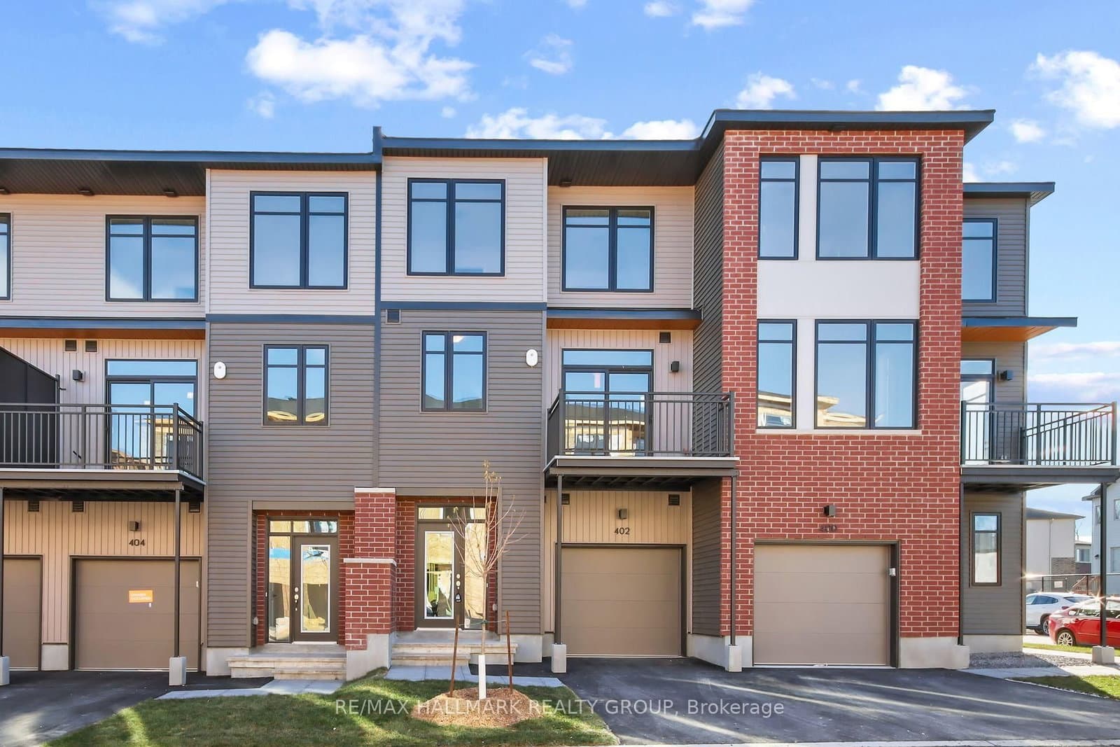 402 JEWELWING Private, Ottawa, ON