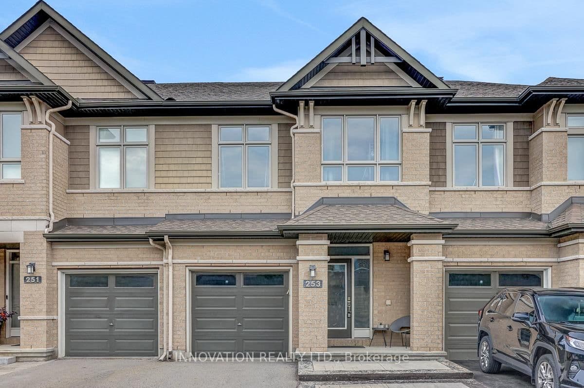 253 Shinleaf Crescent, Ottawa, ON