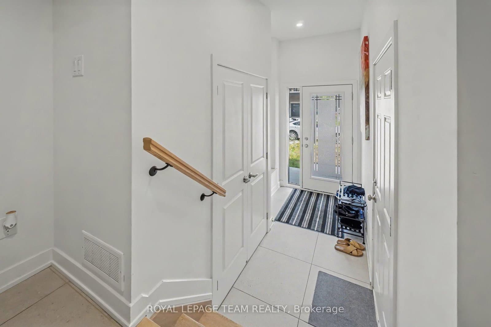 65 Arinto Place, Ottawa, ON — photo 2