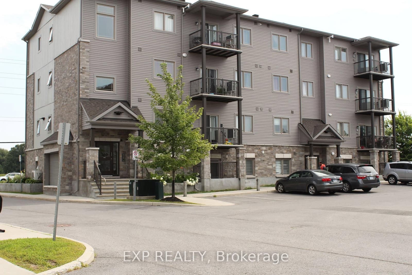 1 - 360 Tribeca Private, Ottawa, ON
