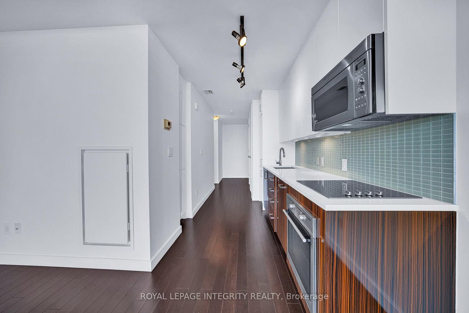 902 - 201 Parkdale Avenue, Ottawa, ON — photo 11