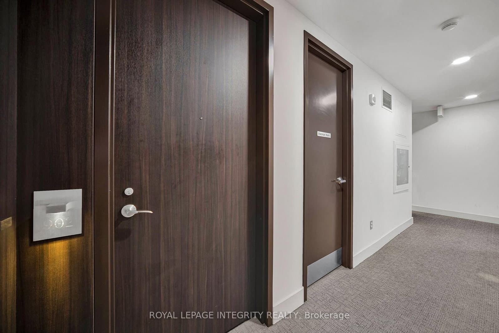 902 - 201 Parkdale Avenue, Ottawa, ON — photo 5