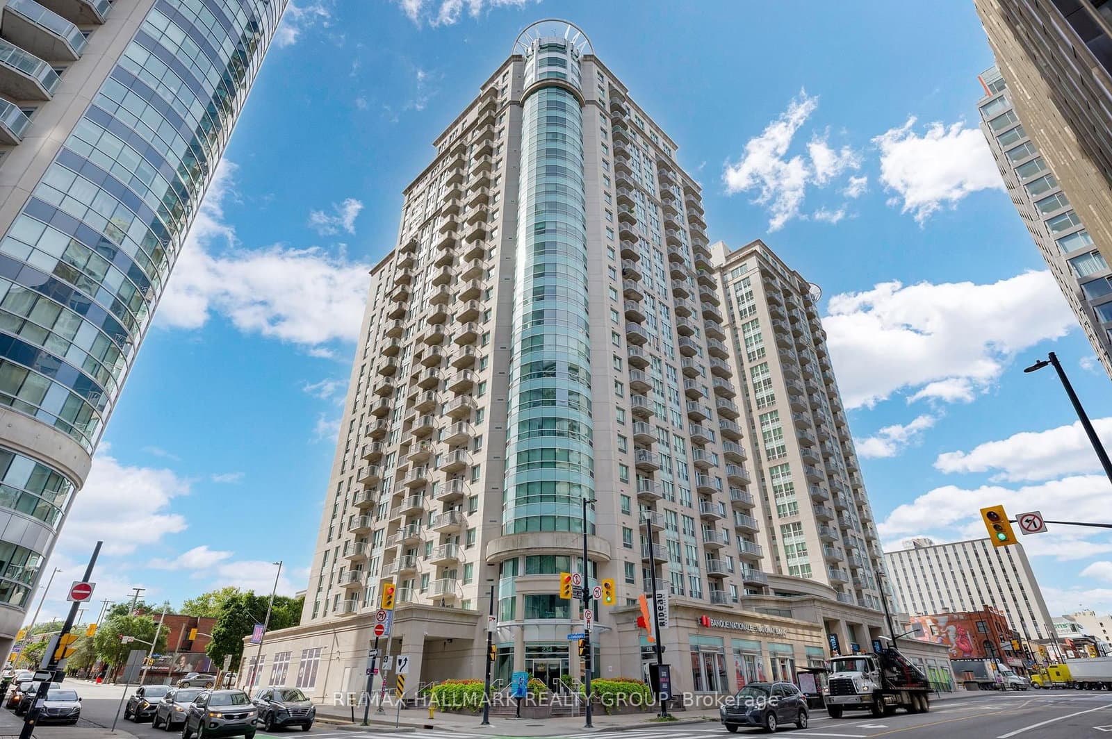 1509 - 234 Rideau Street, Ottawa, ON — photo 1