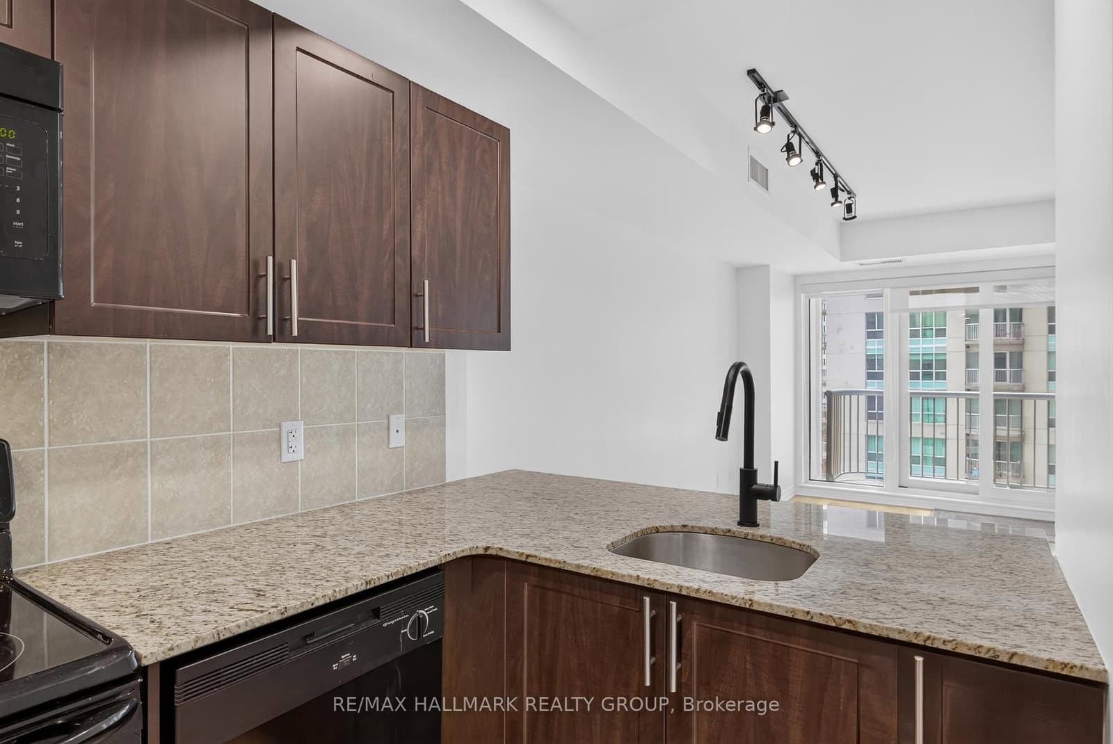 1509 - 234 Rideau Street, Ottawa, ON — photo 20