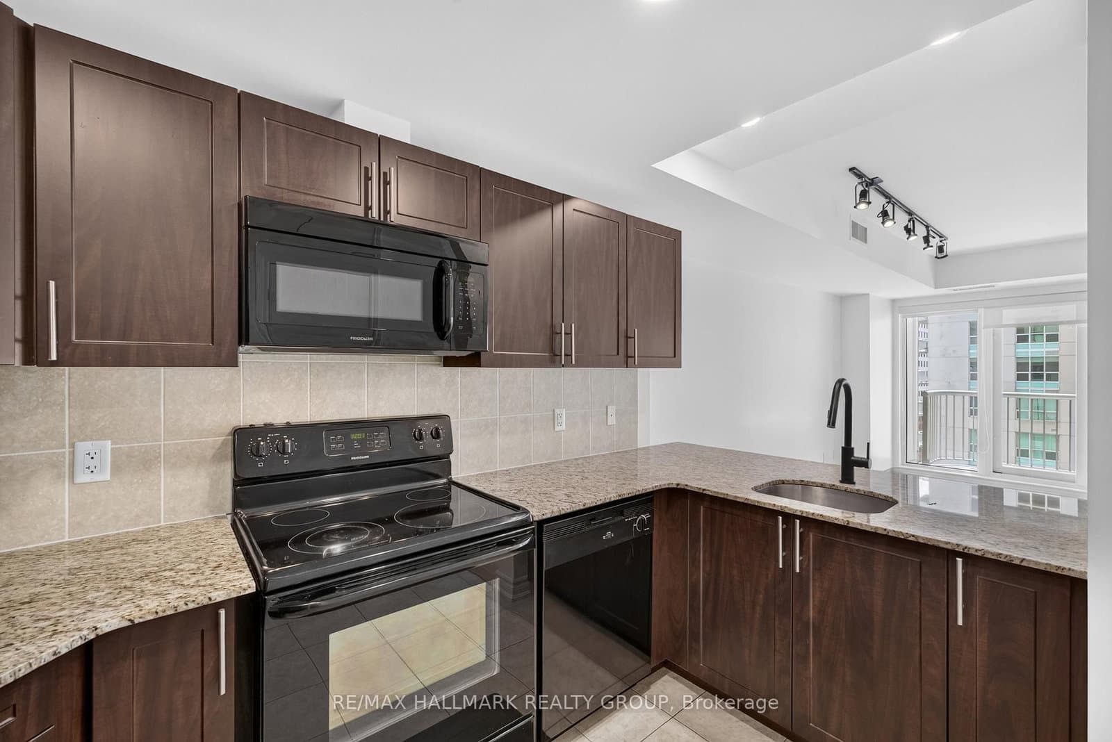 1509 - 234 Rideau Street, Ottawa, ON — photo 21