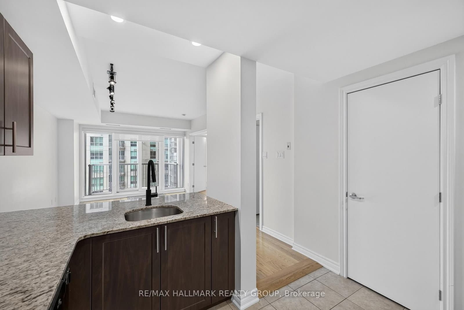 1509 - 234 Rideau Street, Ottawa, ON — photo 23
