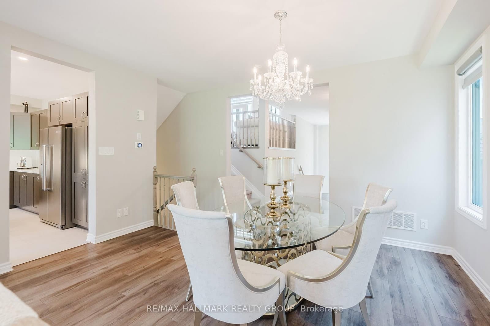 678 Eagle Crest Heights, Ottawa, ON — photo 10