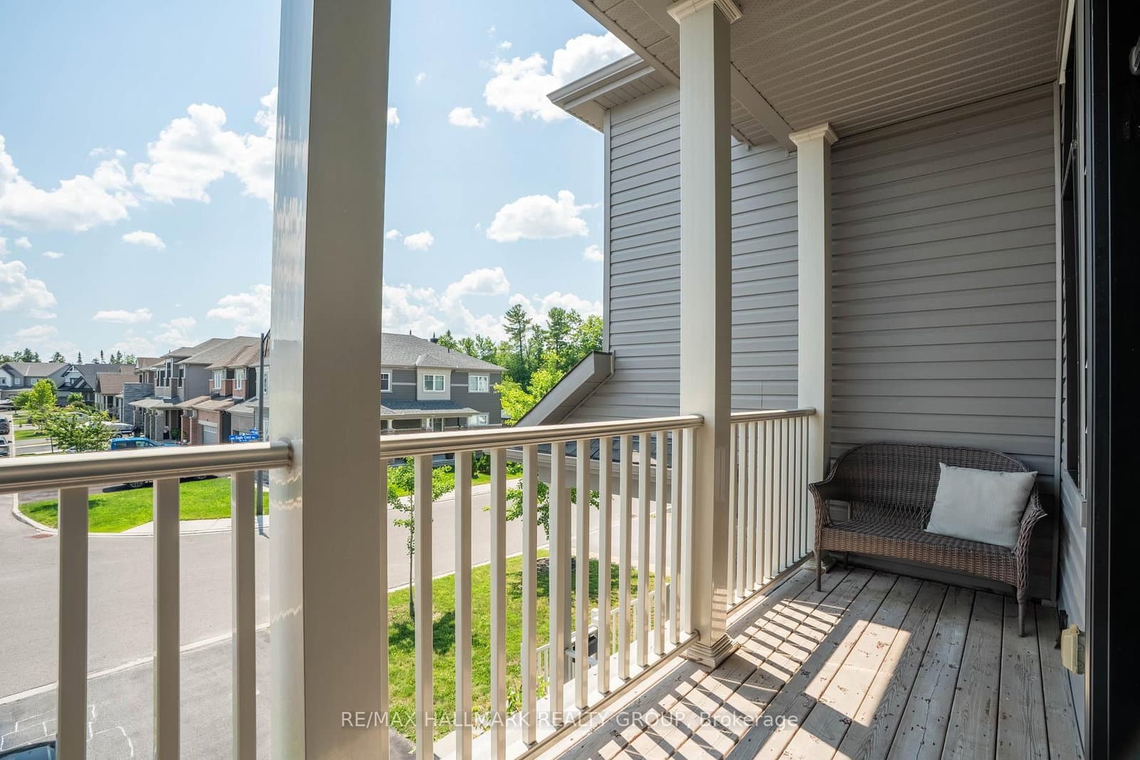 678 Eagle Crest Heights, Ottawa, ON — photo 18
