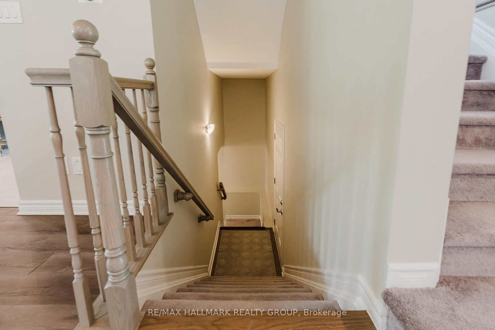 678 Eagle Crest Heights, Ottawa, ON — photo 31