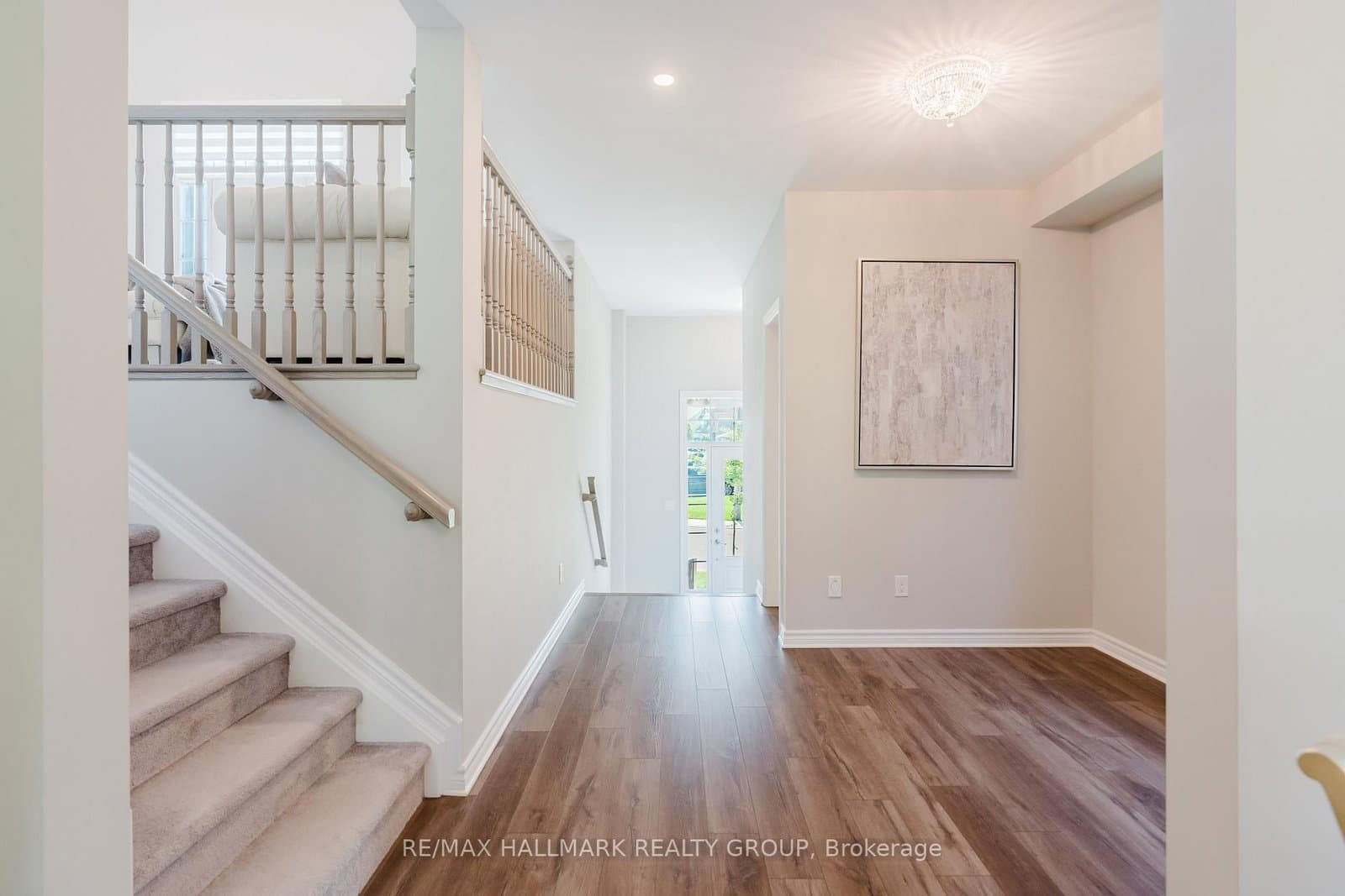 678 Eagle Crest Heights, Ottawa, ON — photo 5