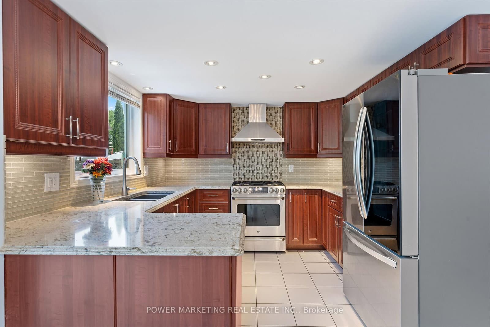 1552 Blohm Drive, Ottawa, ON — photo 14