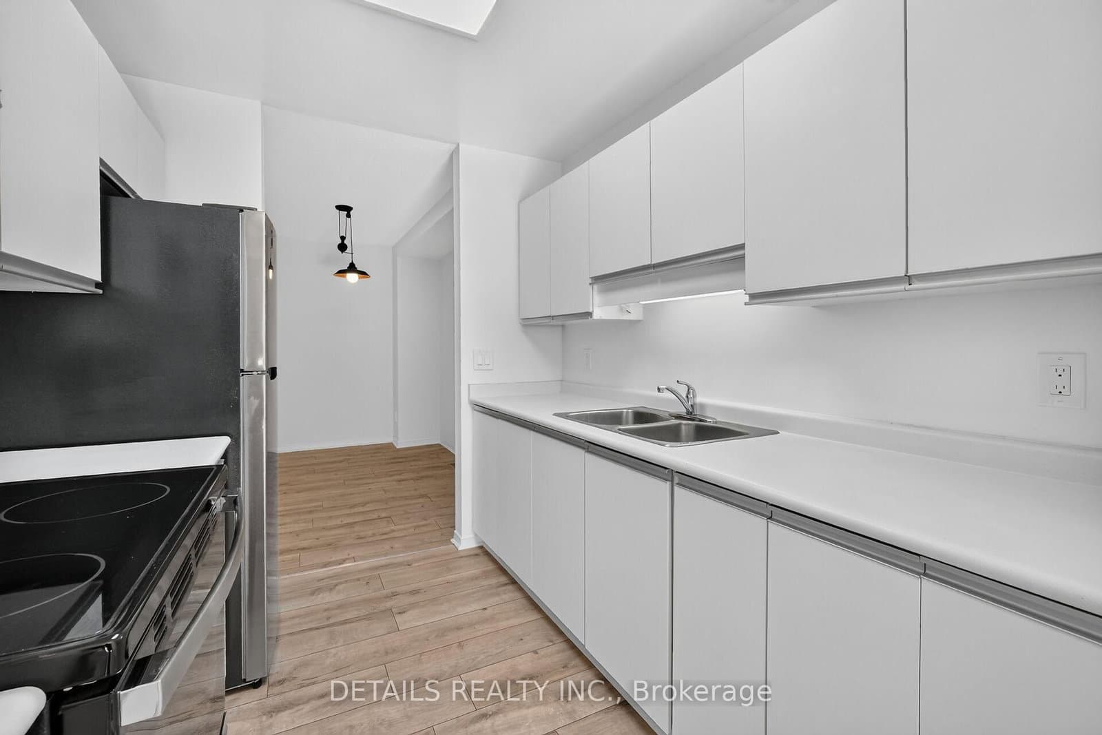 122 Ashpark Crescent, Ottawa, ON — photo 7