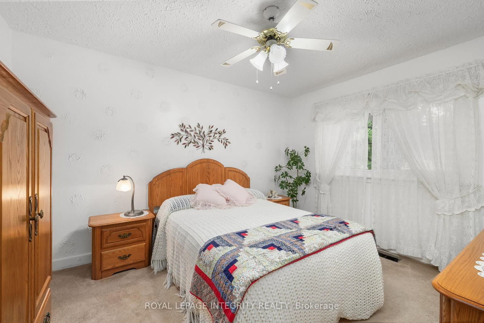 1081 Kenaston Street, Ottawa, ON — photo 17