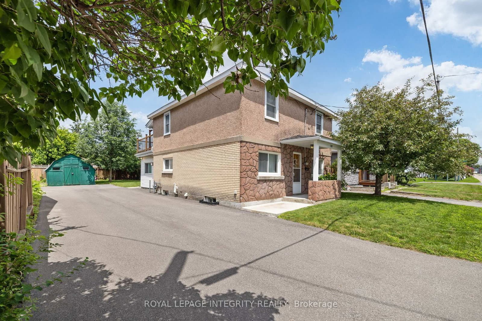 1081 Kenaston Street, Ottawa, ON — photo 2