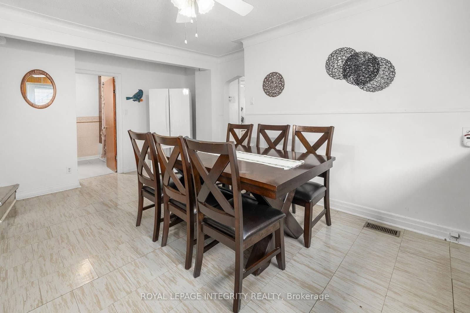 1081 Kenaston Street, Ottawa, ON — photo 23