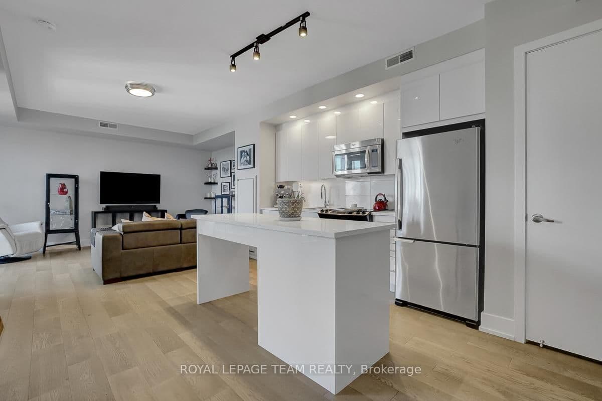 712 - 360 Patricia Avenue, Ottawa, ON — photo 9