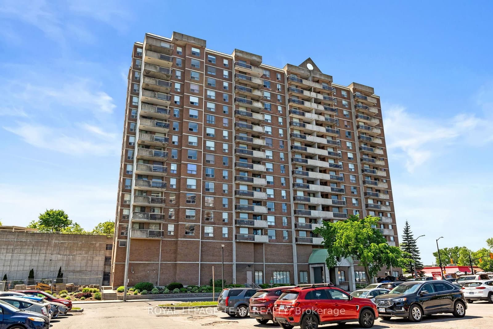 1003 - 200 Lafontaine Avenue, Ottawa, ON — photo 1