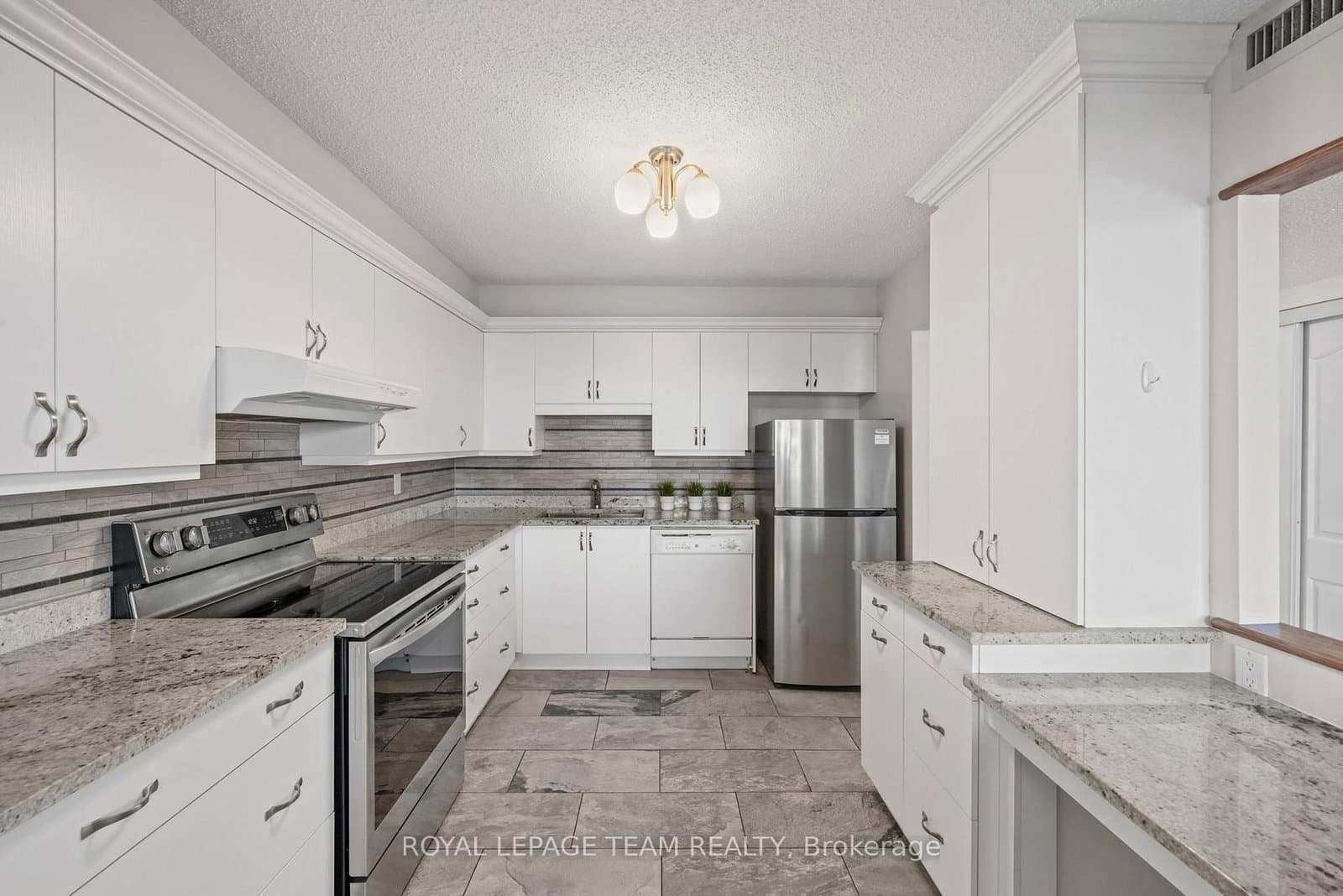 1003 - 200 Lafontaine Avenue, Ottawa, ON — photo 13