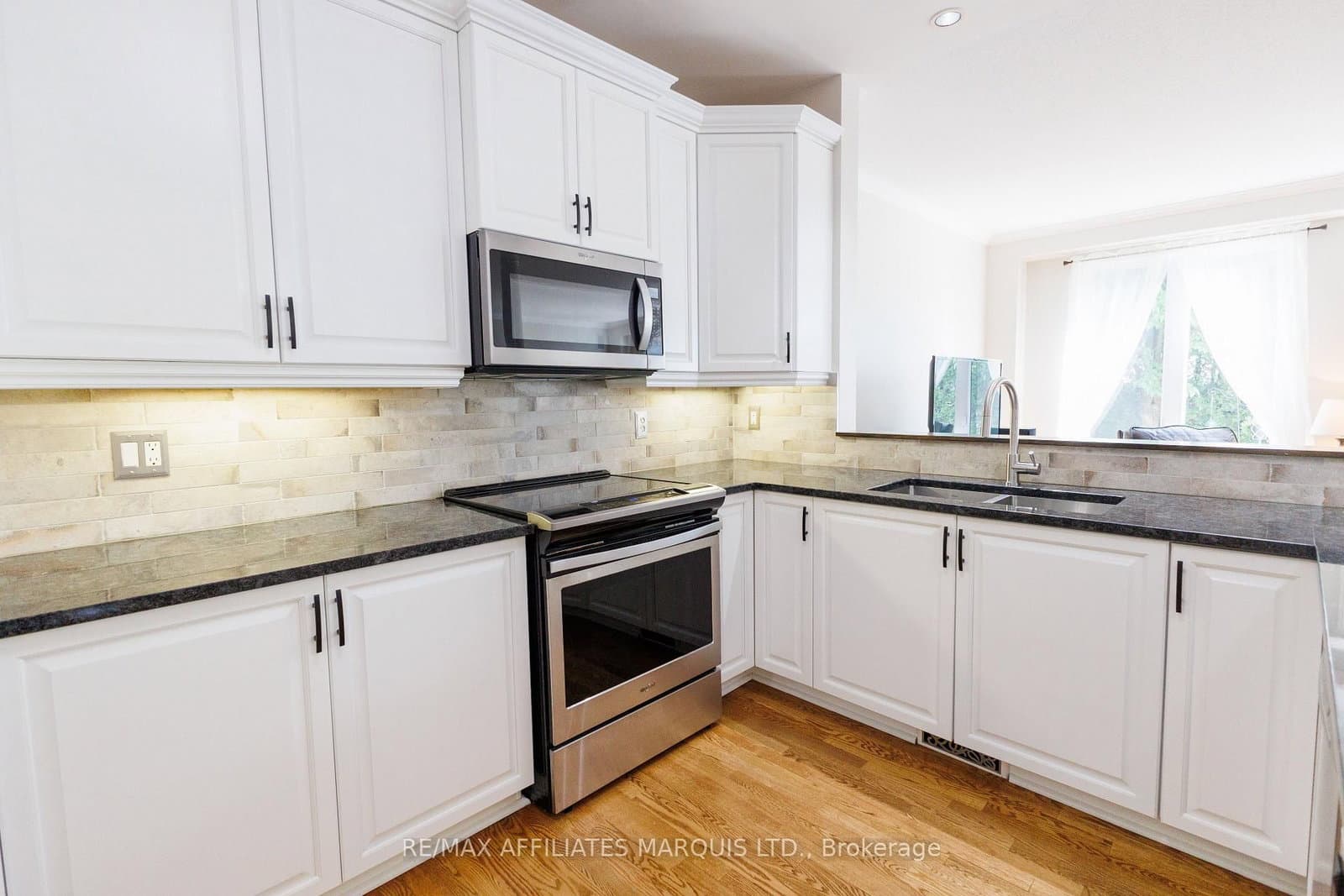 11 Redbridge Crescent, Ottawa, ON — photo 17