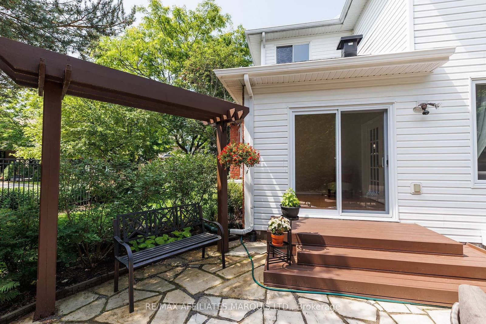 11 Redbridge Crescent, Ottawa, ON — photo 44