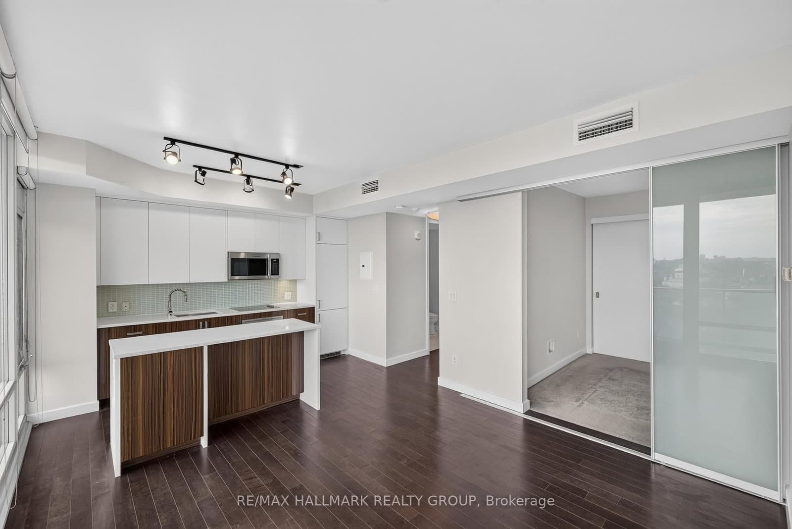 1001 - 201 Parkdale Avenue, Ottawa, ON — photo 6