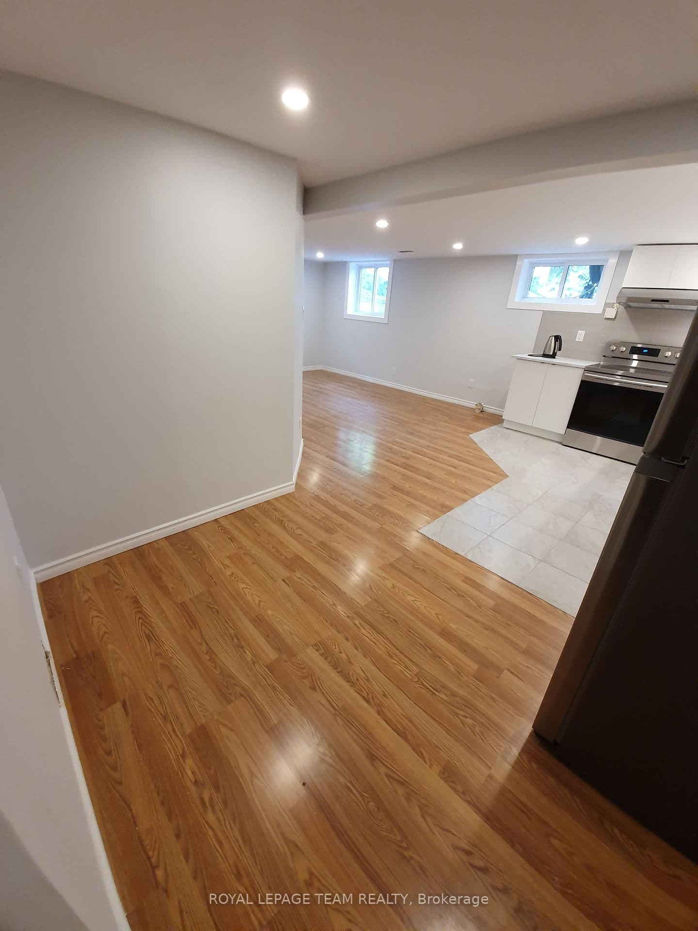 1015 Pinecrest Road, Ottawa, ON — photo 20